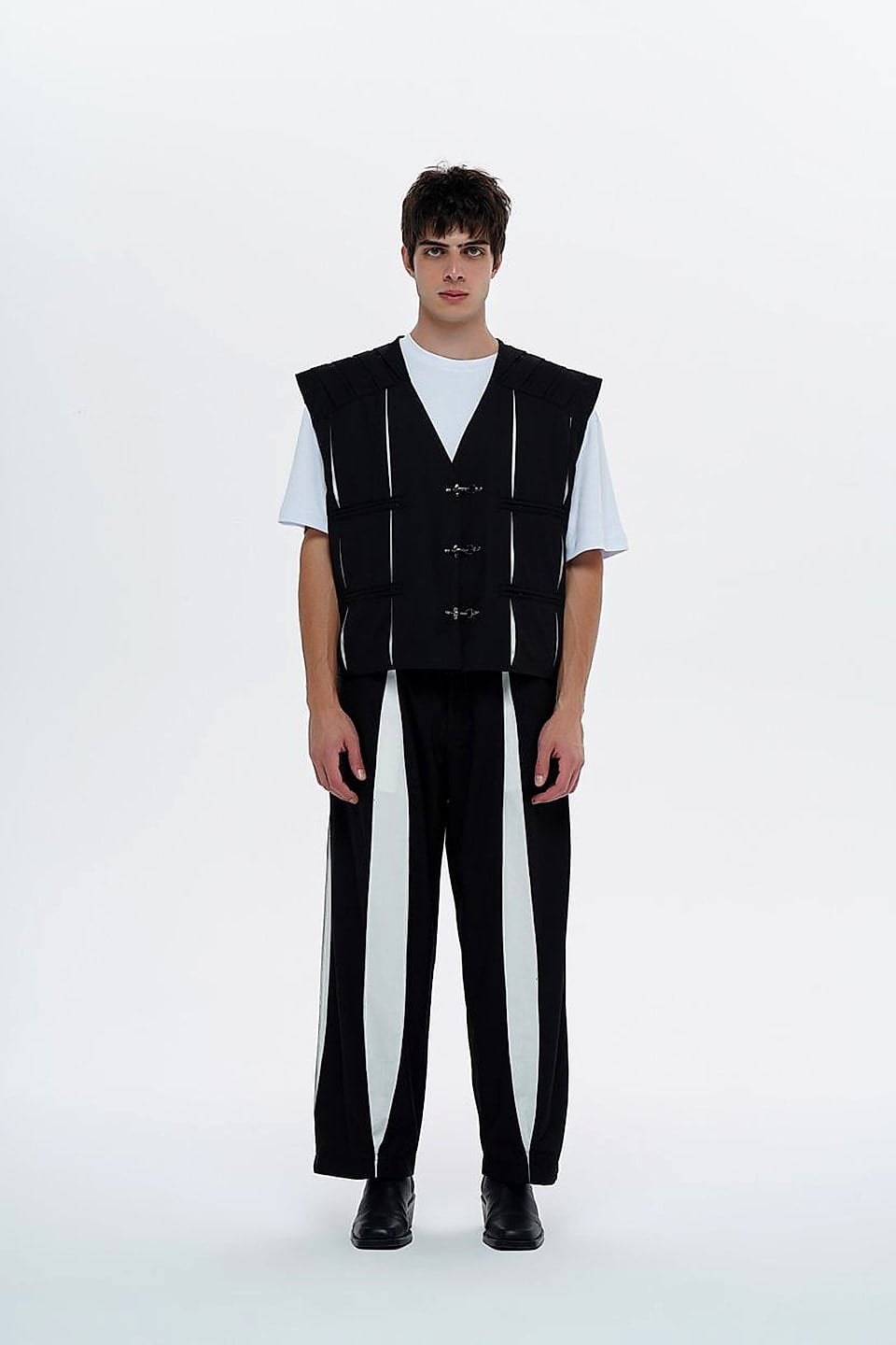 Strap Detail Vest in Black / White — YEG Textile