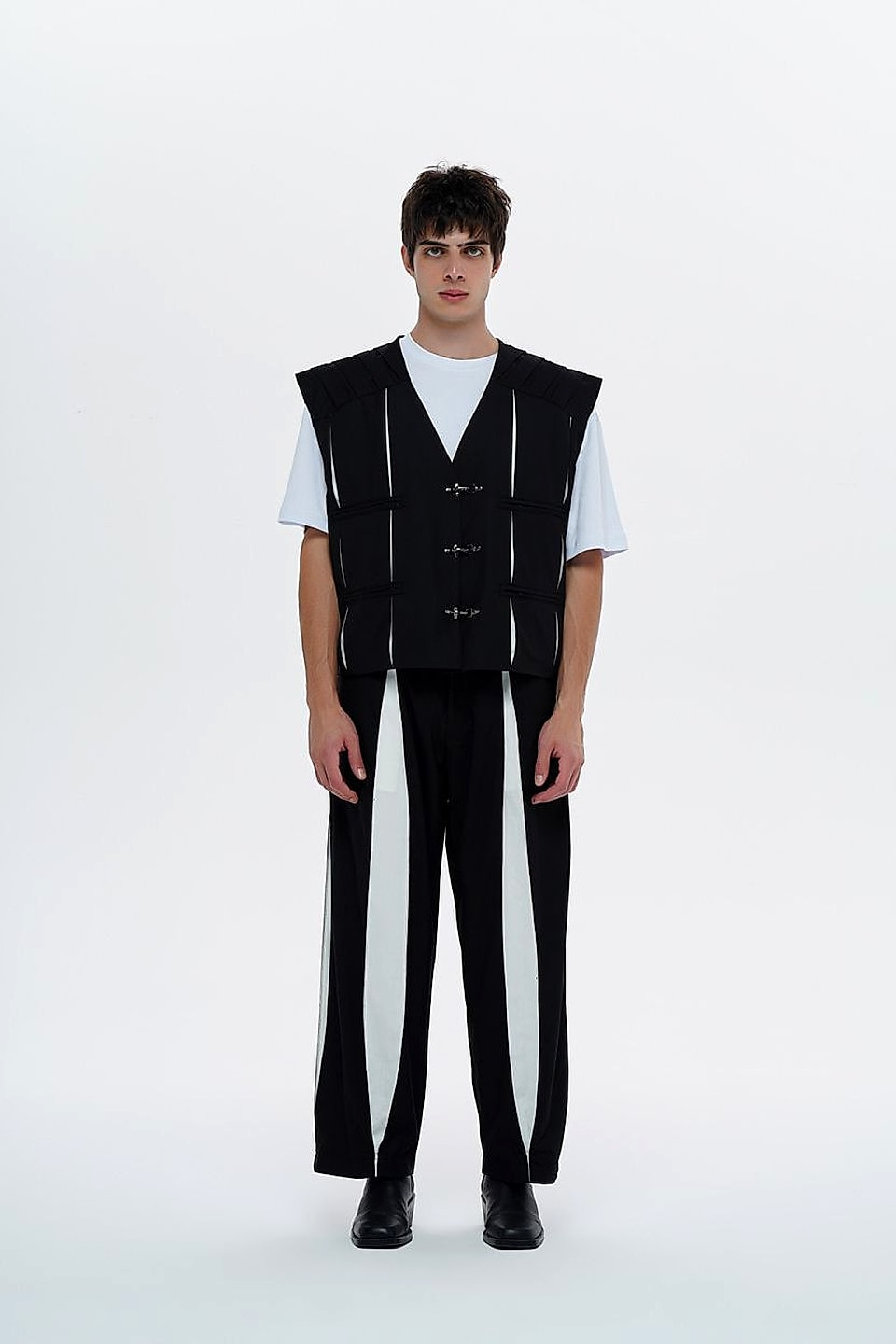 Strap Detail Vest in Black / White — YEG Textile